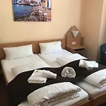 Szálloda Poseidon *